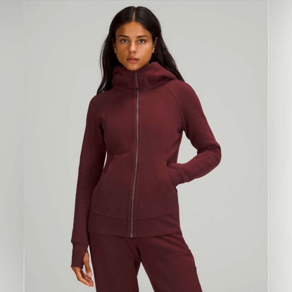 Lululemon Scuba Hoodie *Light Cotton Fleece
Red Merlot Size 4 - Picture 2 of 12